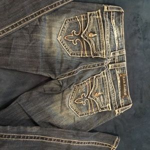 Rock revivals size 29L